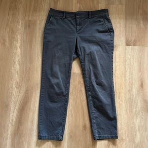 LOFT Gray cropped slim pants size 8P